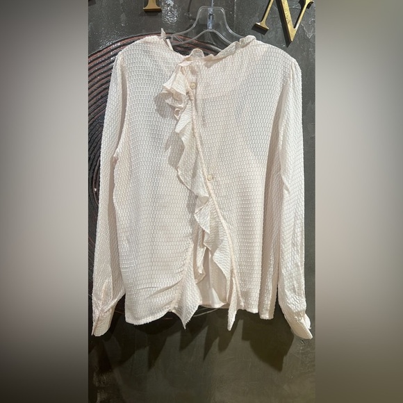 Scandinavian BAUM UND PFERDGARTEN Cream Textured Blouse |size 38 - Picture 3 of 9